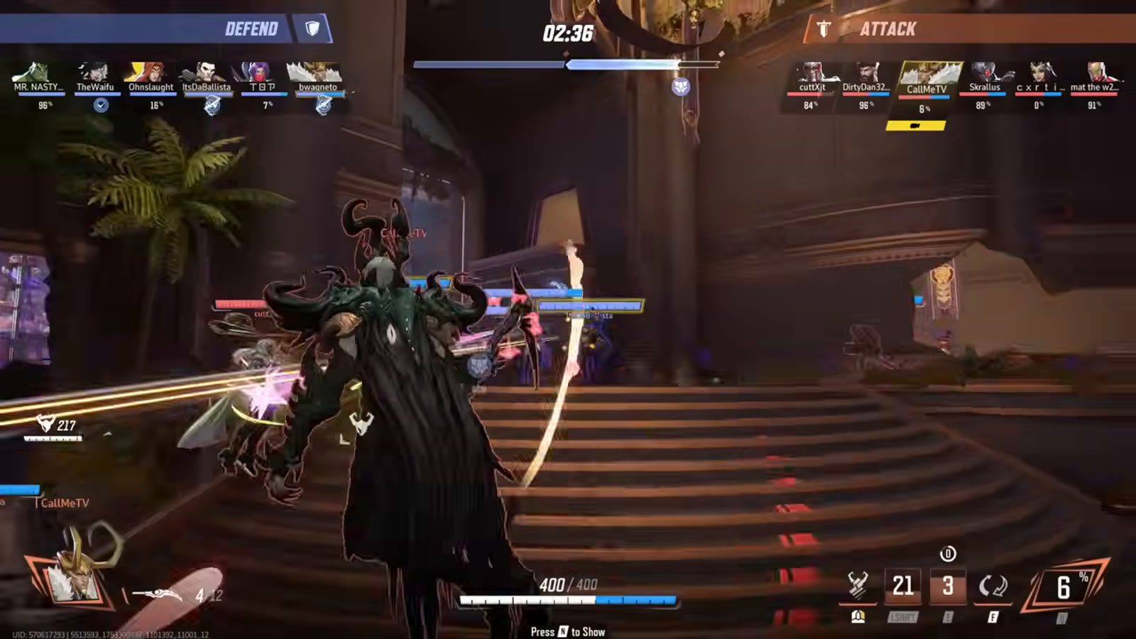 Loki's ultimate transformation in a team fight, showing a horned dark silhouette with 400 HP alongside a clone at 250 HP