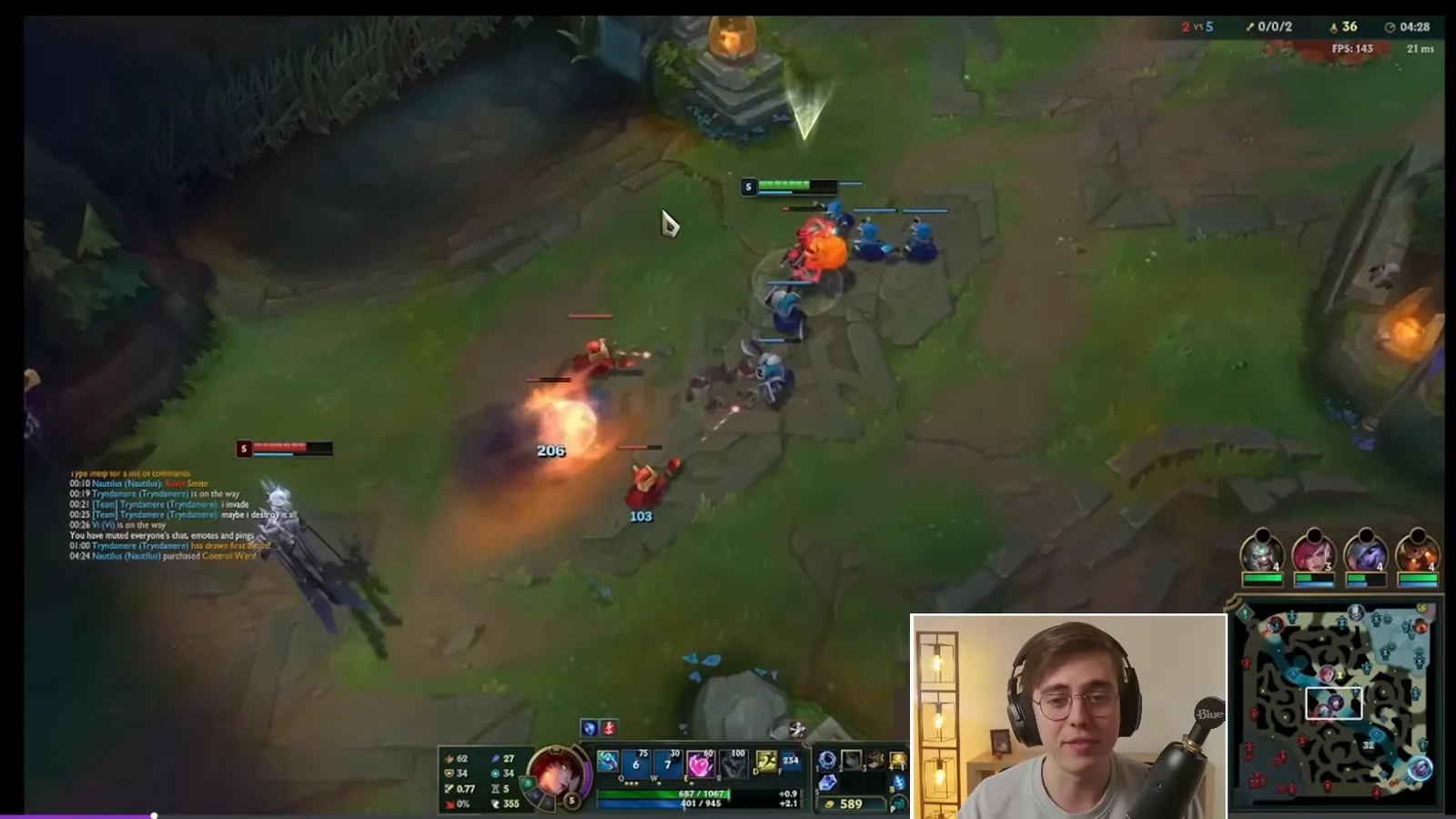 Ahri crashing a wave into Viktor's tower before recalling at level 6